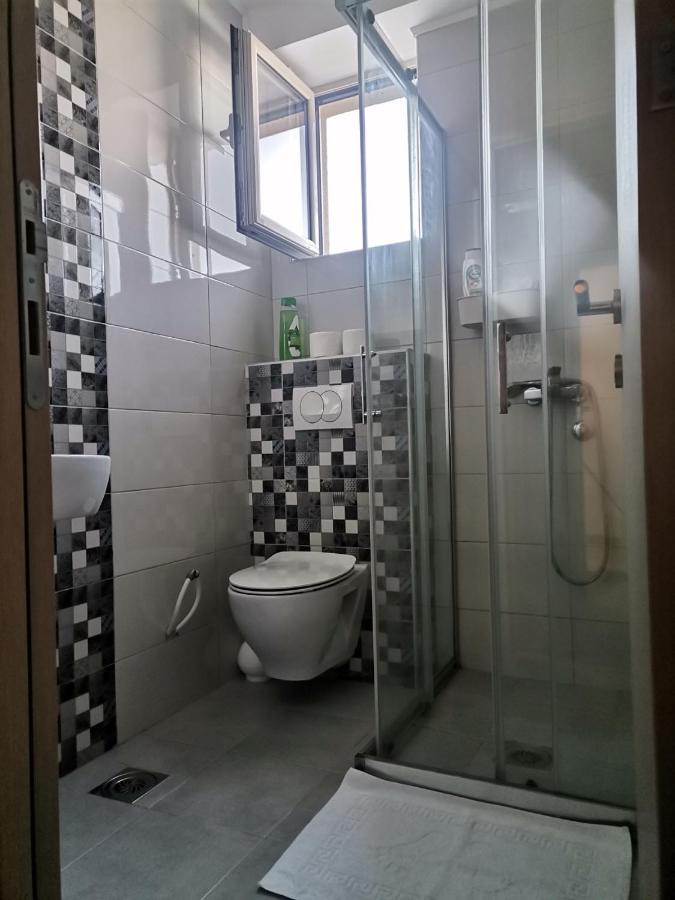 Roomsapartments Popcourt Pancevo Luaran gambar