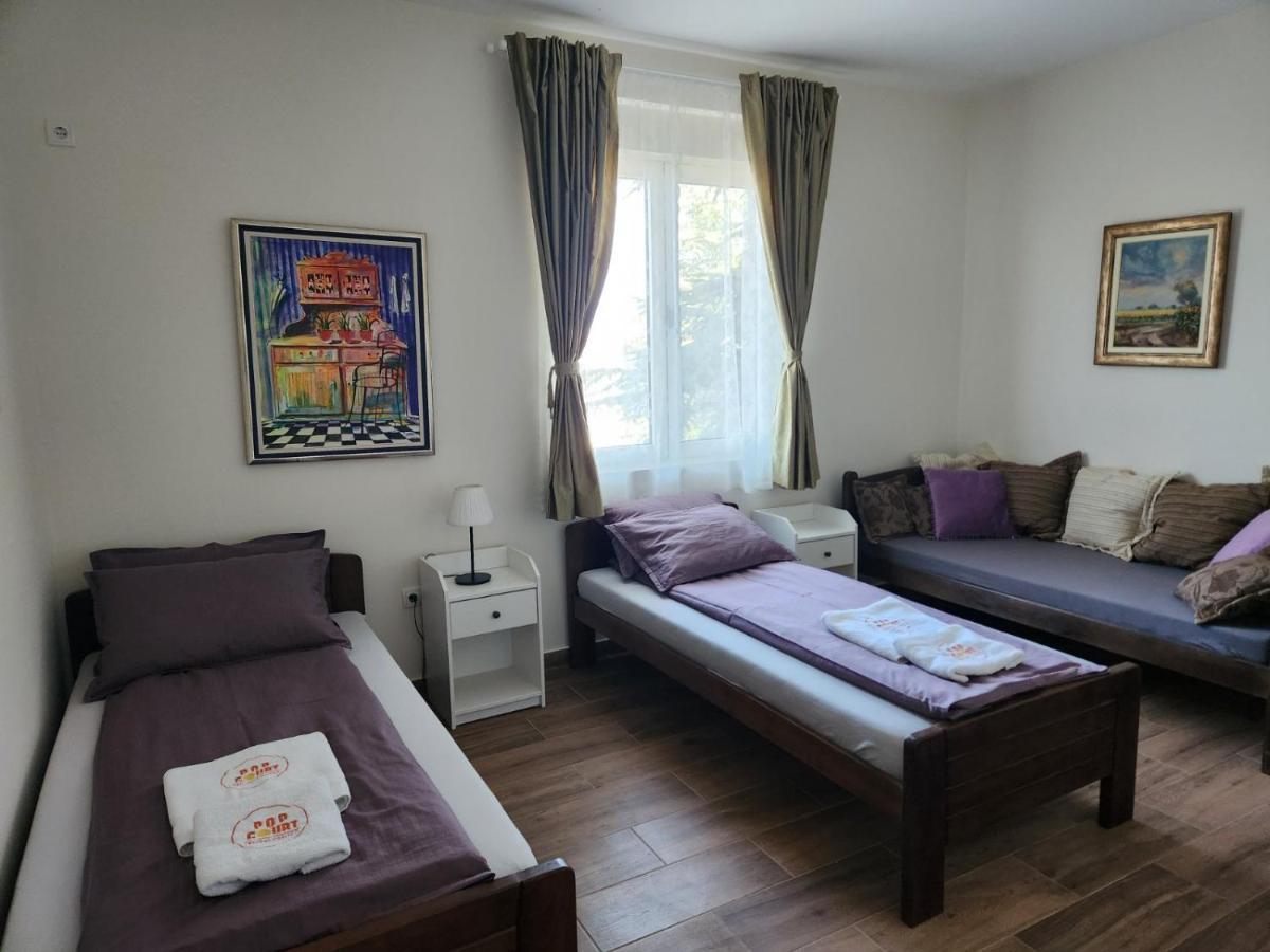 Roomsapartments Popcourt Pancevo Luaran gambar