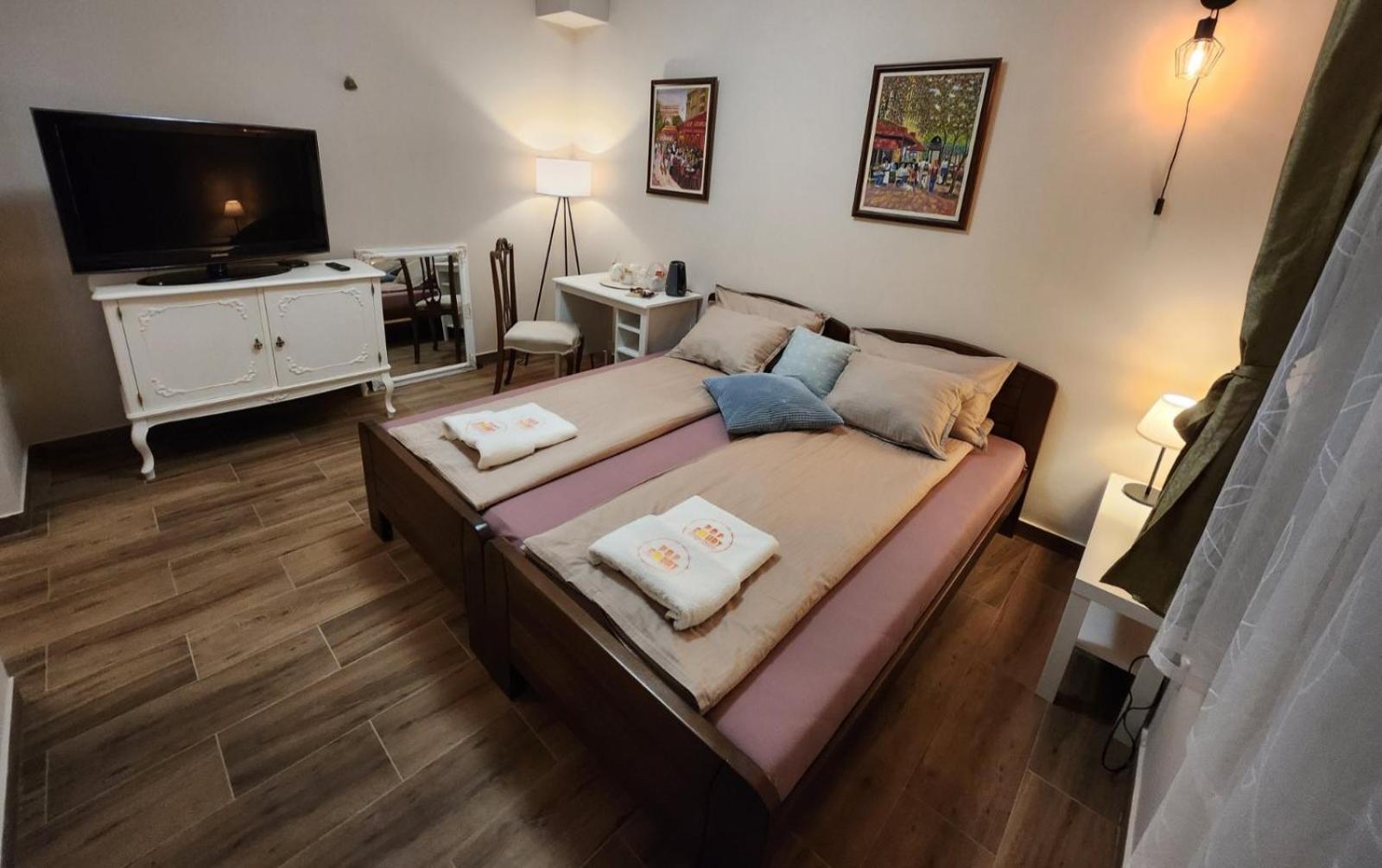 Roomsapartments Popcourt Pancevo Luaran gambar